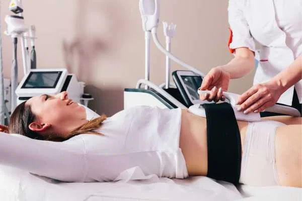 woman having body sculpting to help improve her body image and her mental health Malvern Wells